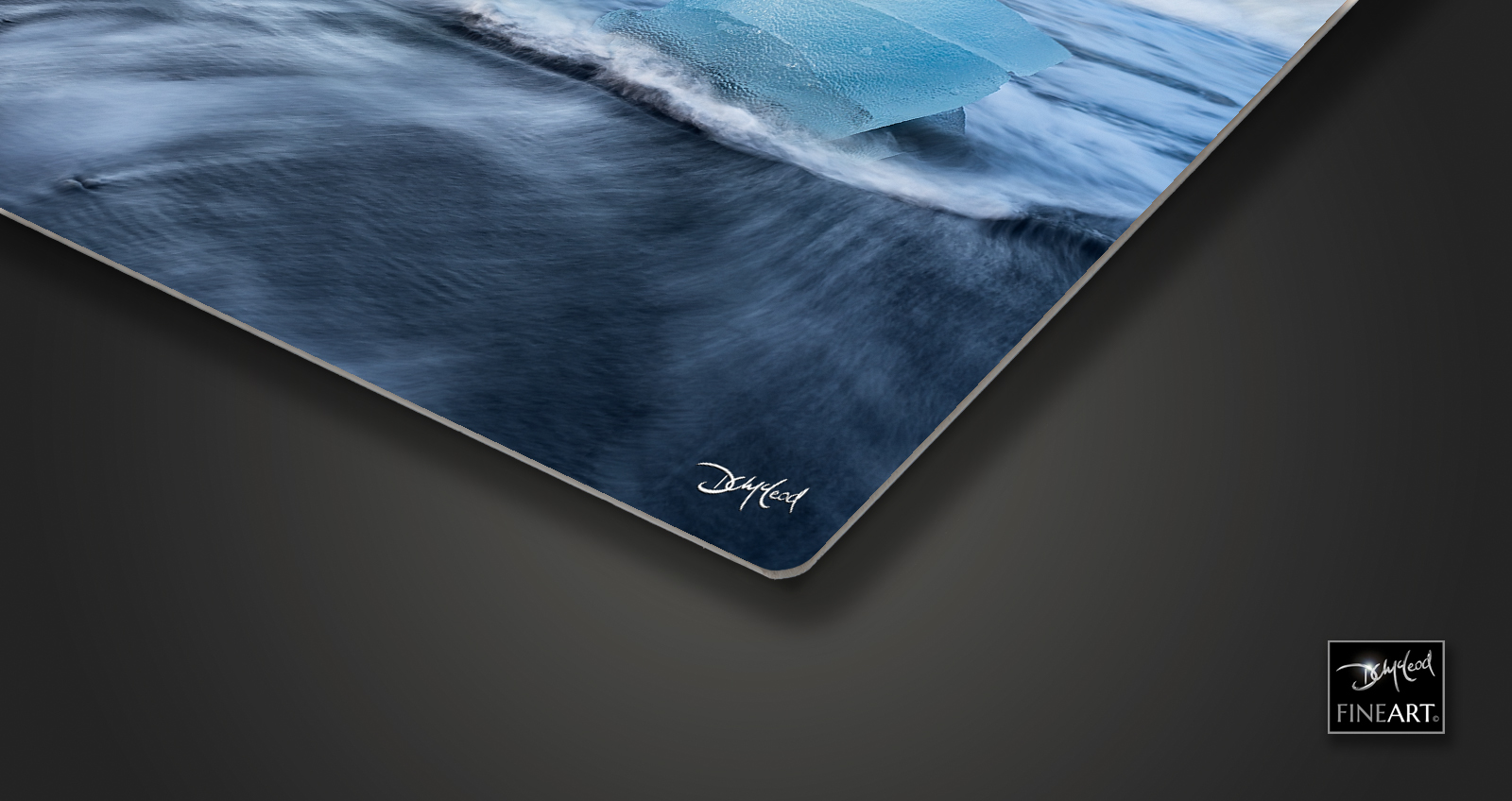 Close-up of ChromaLuxe HD metal large wall art print.